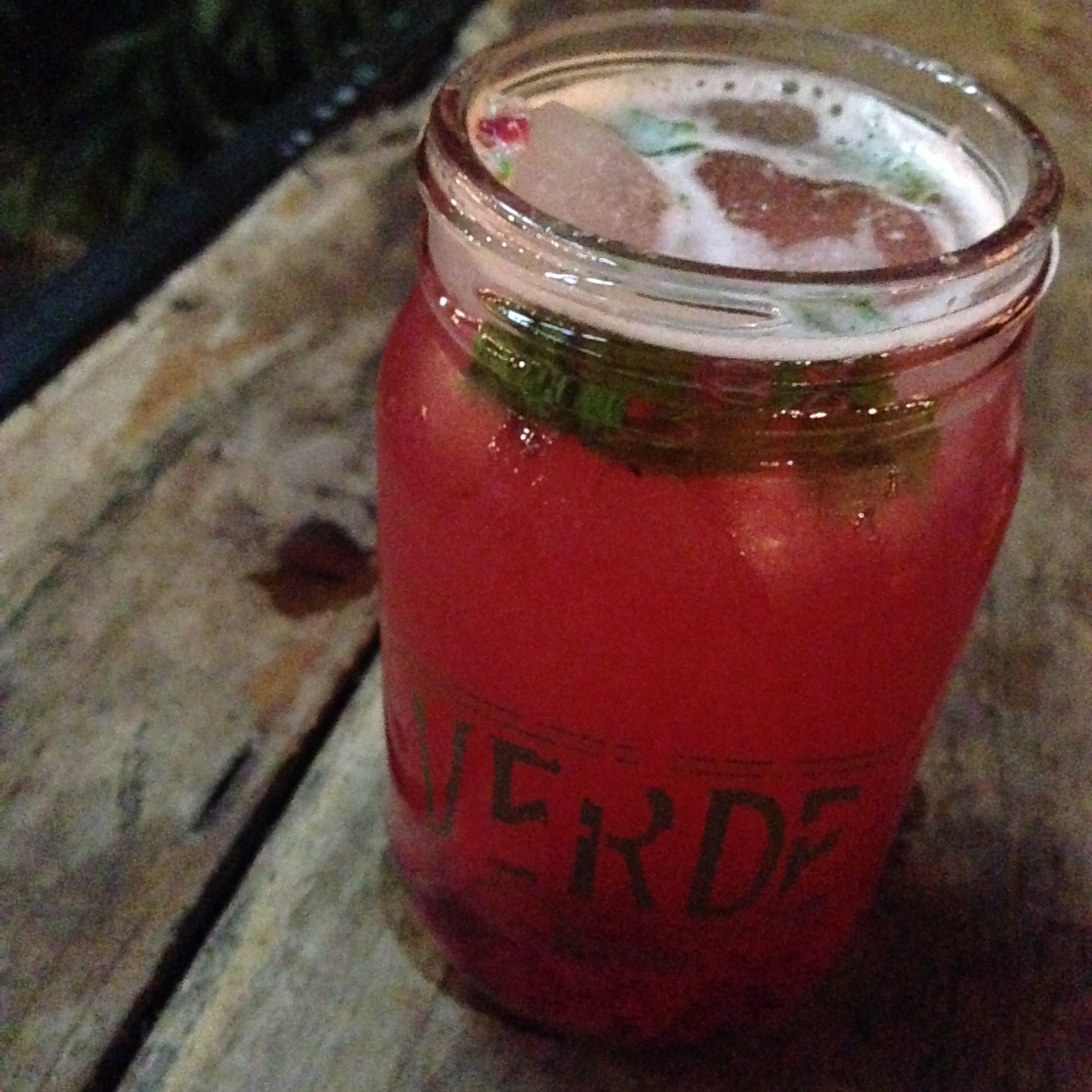Verde - Limonada with strawberry and mint